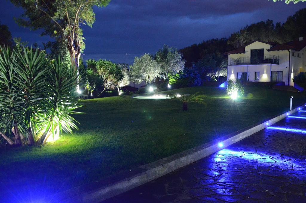 B&B Dodici Lune Marina dʼMarina dʼAndora Εξωτερικό φωτογραφία